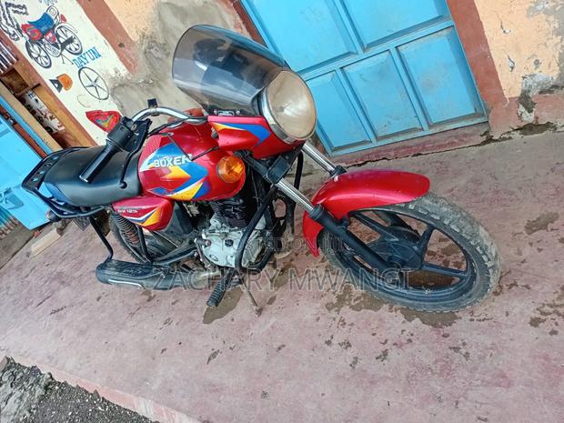 Bajaj Boxer 150 UG 2021 Red - thumbnail 2
