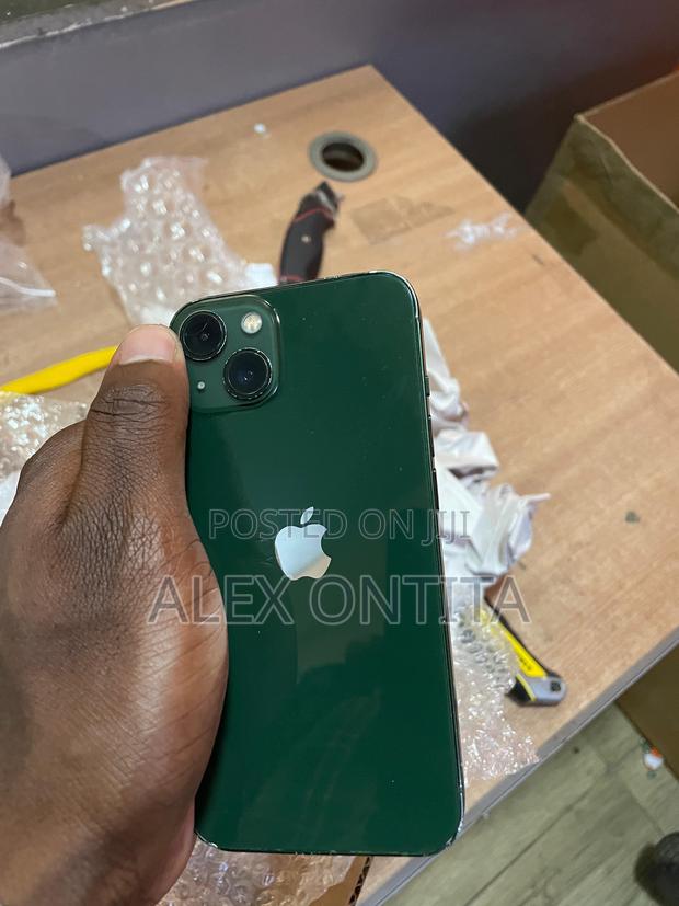 Apple iPhone 13 128 GB Green