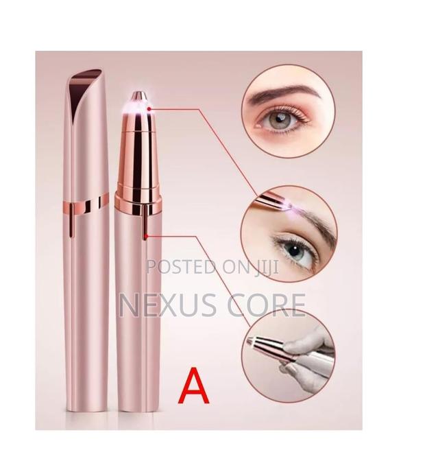Facial Hair Shaver and Eye Brow Shaper