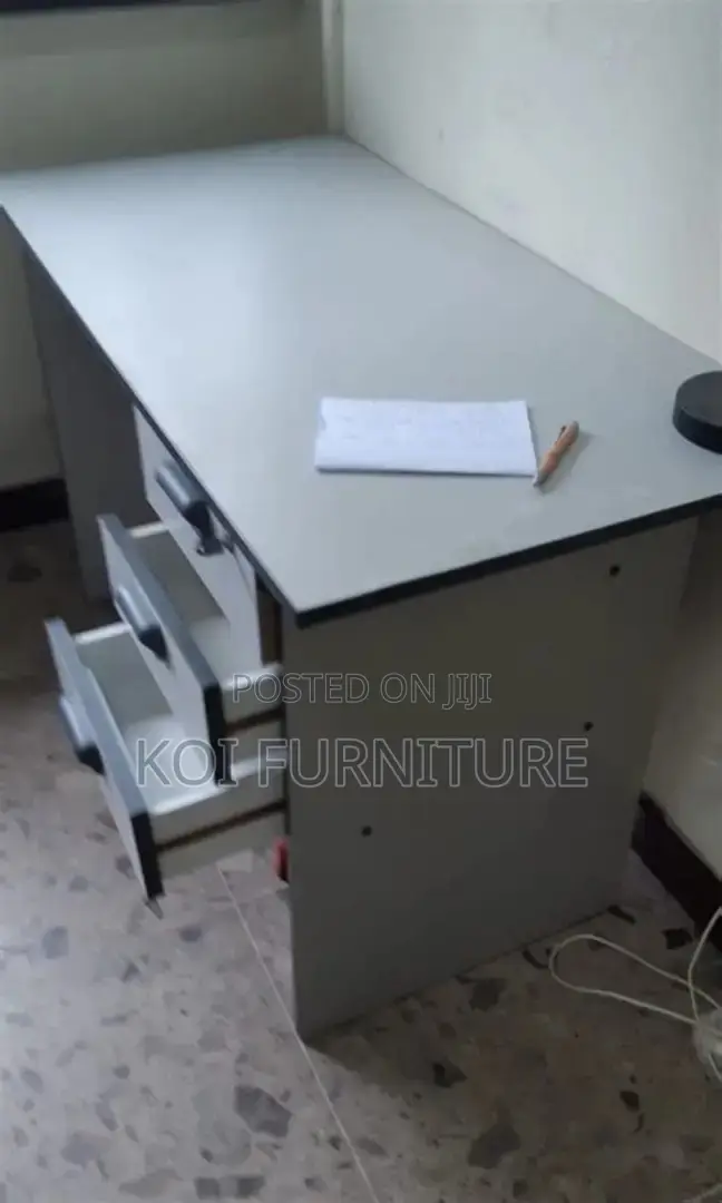 Office Desk; Deluxee 1.2m Home Office Desk With Loclable