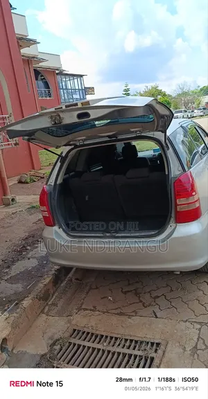 Toyota Wish 2003 Silver