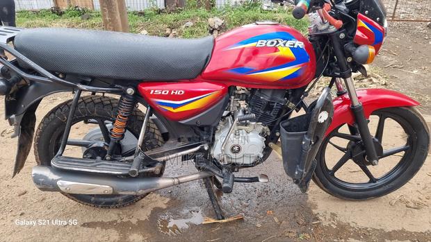 Bajaj Avenger 150 Street 2024 Red