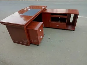 Exacative L-Shaped Desk