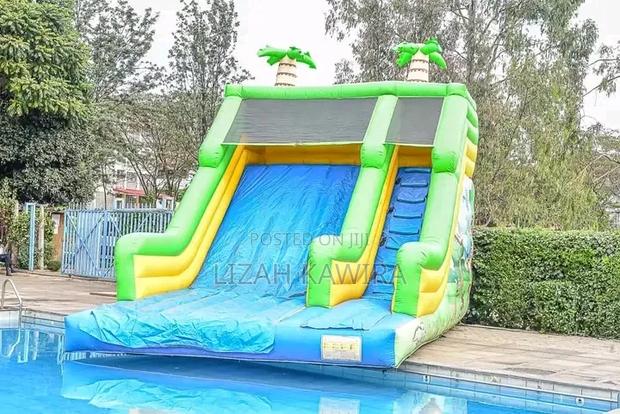 Bouncing Castle for Hire - thumbnail 4