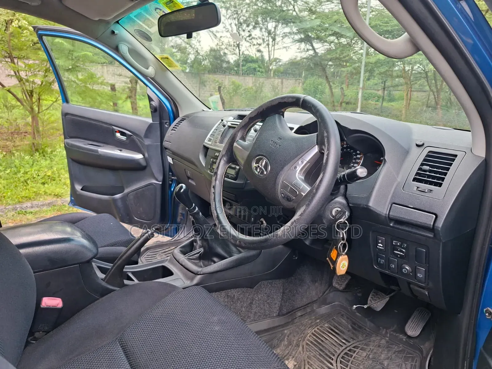 Toyota Hilux 3.0 D-4D 4x4 2015 Blue