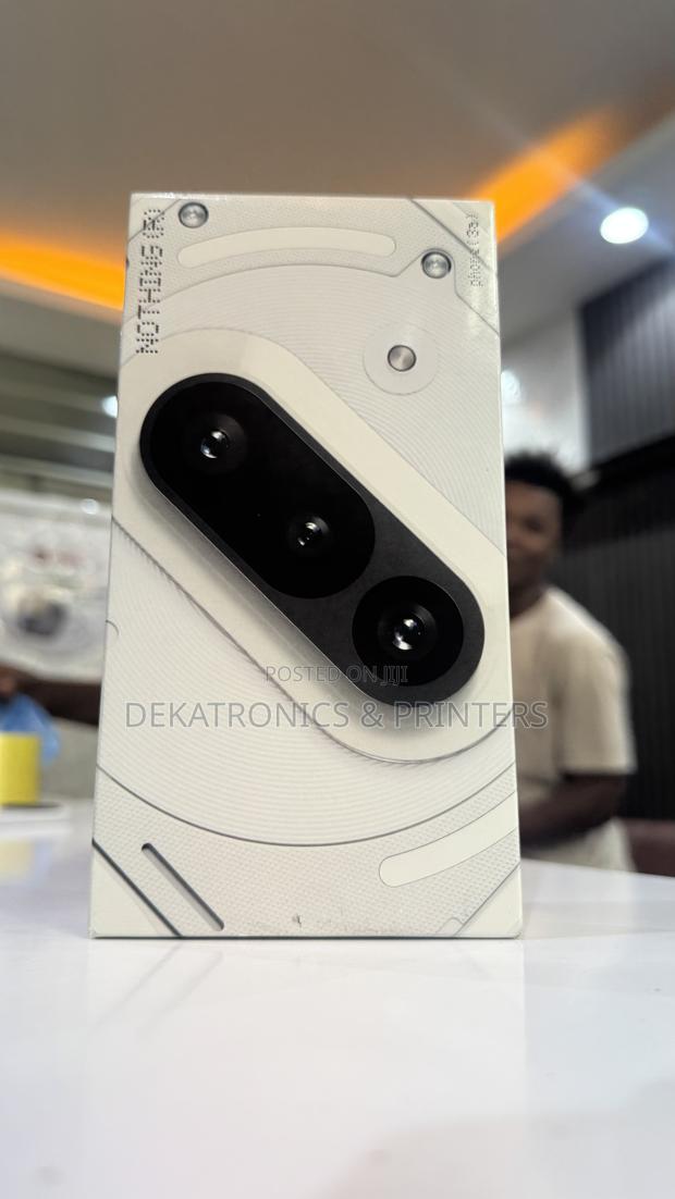 New Nothing Phone 3a 128 GB White - thumbnail 2