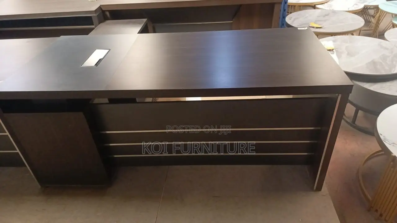 Office Desk; 1.6 Meters Learstee Executive Boss Desk