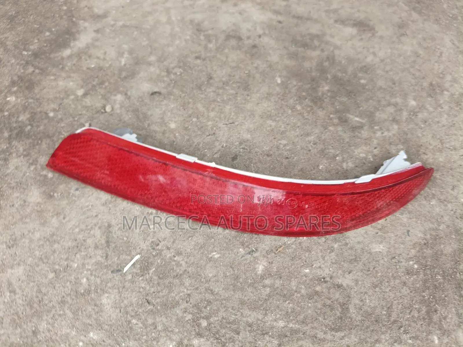 Rear Bumper Reflector Nissan Ad