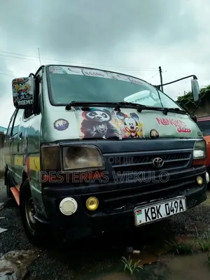 Toyota HiAce 2002 Green
