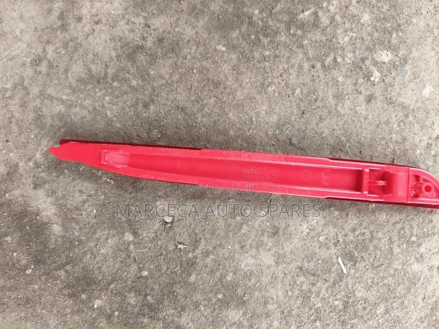 Mazda Axela Rear Bumper Reflector - thumbnail 2