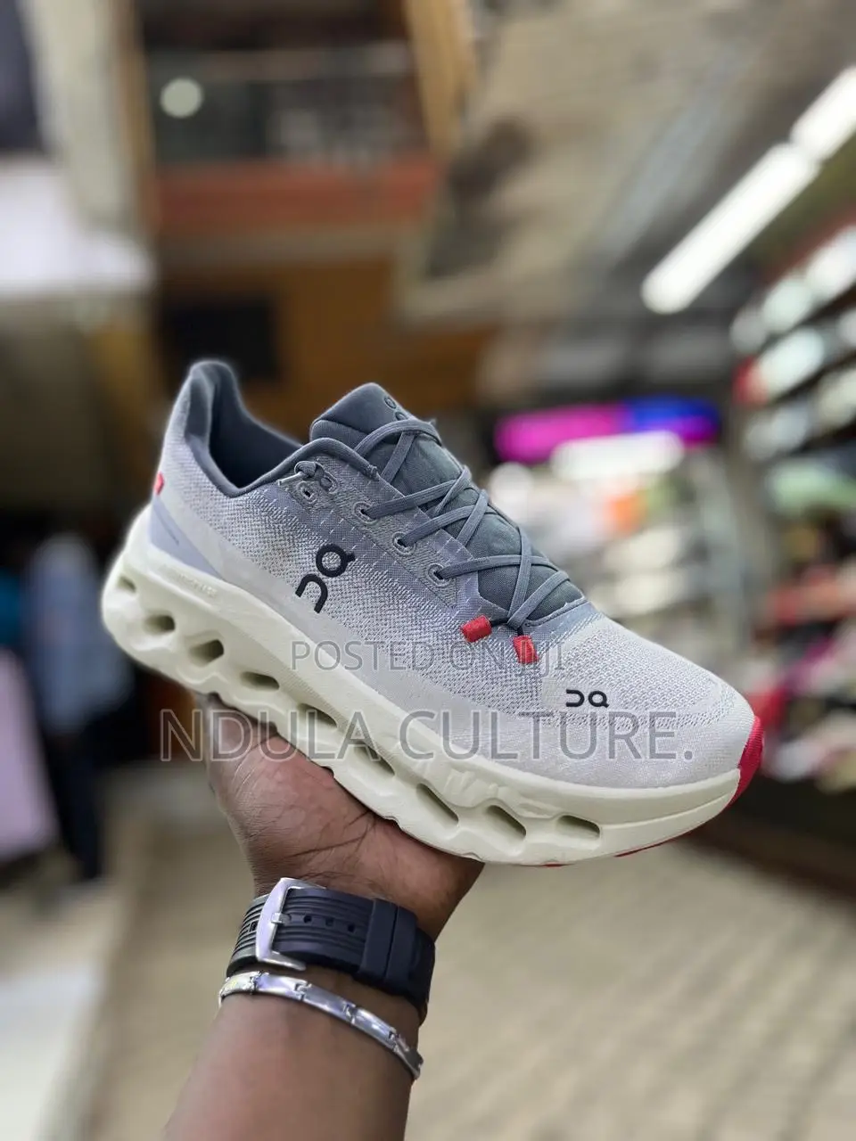 On Cloudsurfer