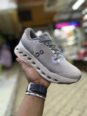 On Cloudsurfer