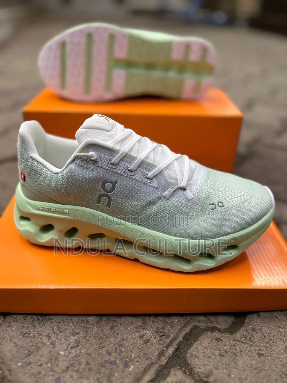 On Cloudsurfer