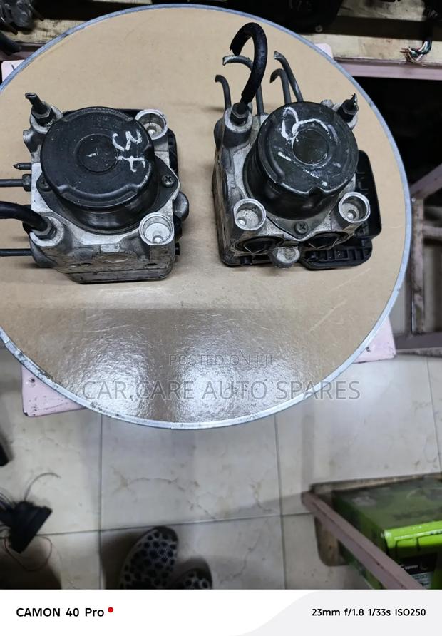Abs Pump Toyota Rav4 2004 - thumbnail 2