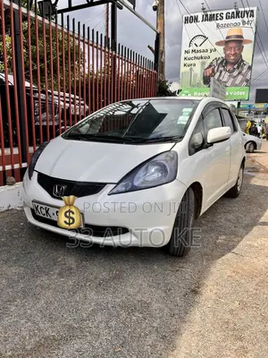 Honda Fit 2010 White