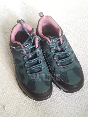 Bata Hiking Boots