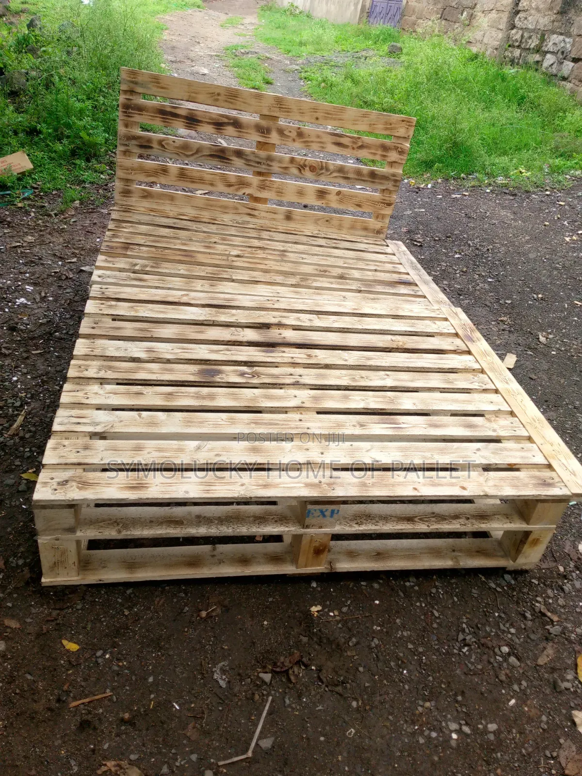 Pallet Bed. Pallet Bed 5*6 Blazed Framed Designed