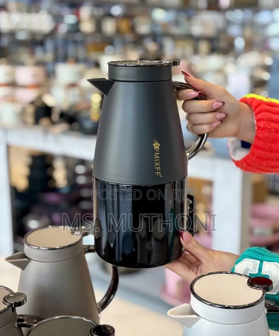 Quality Elegant Home Vaccum Flask.