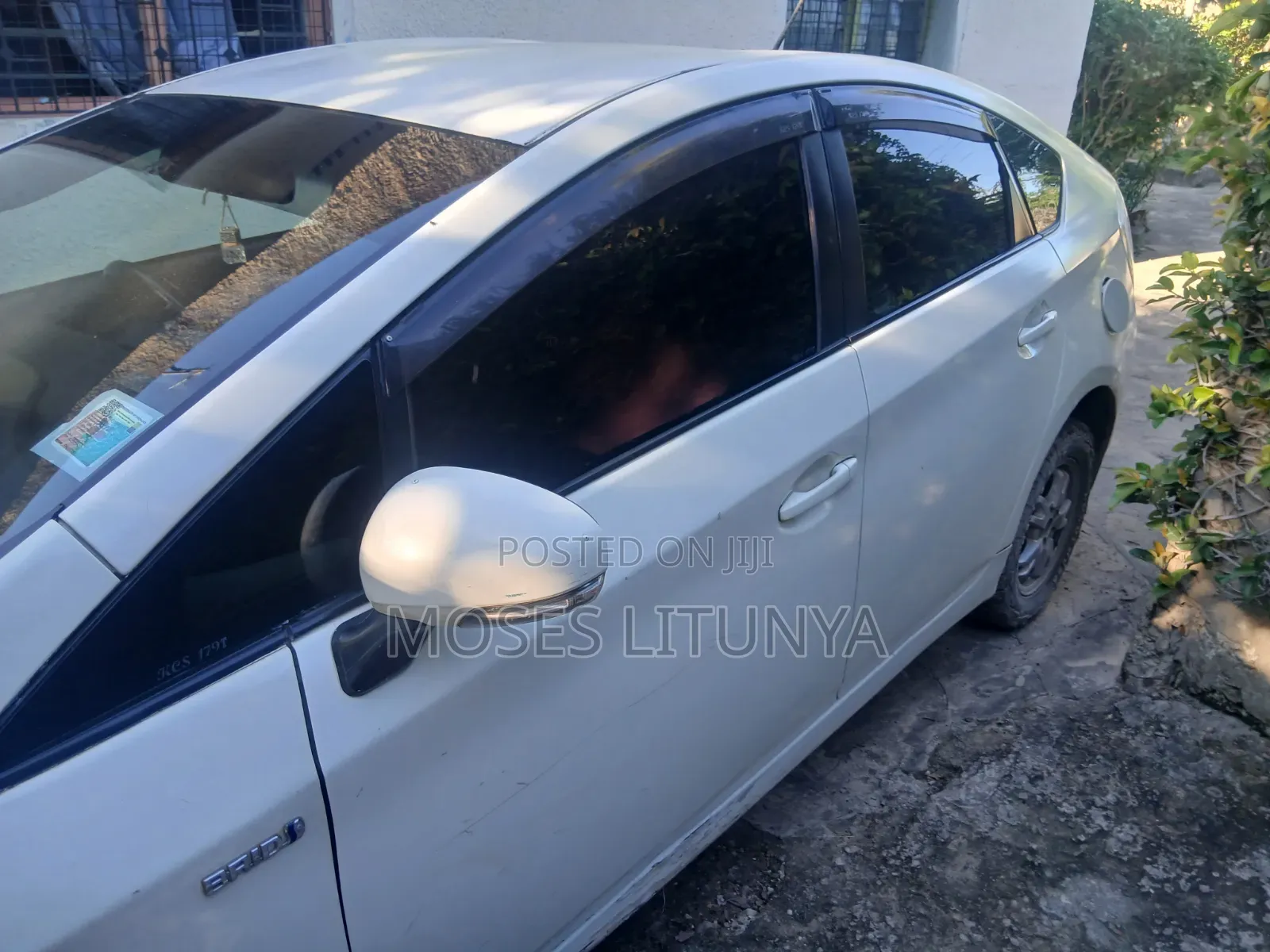 Toyota Prius IV 2011 White