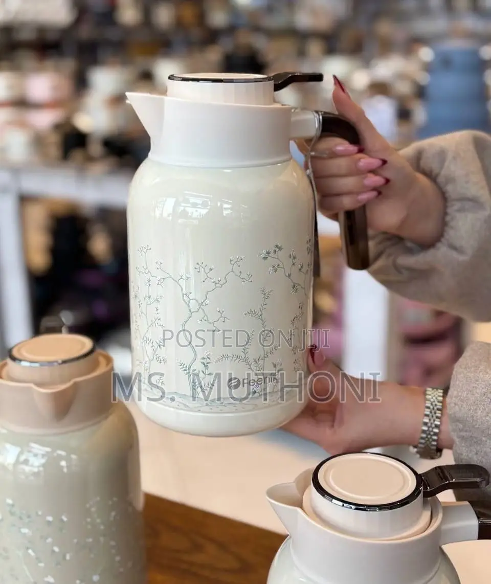 Aesthetic 2l Neutral Tone Vacuum Flasks