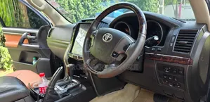 Toyota Land Cruiser Prado 2016 Black
