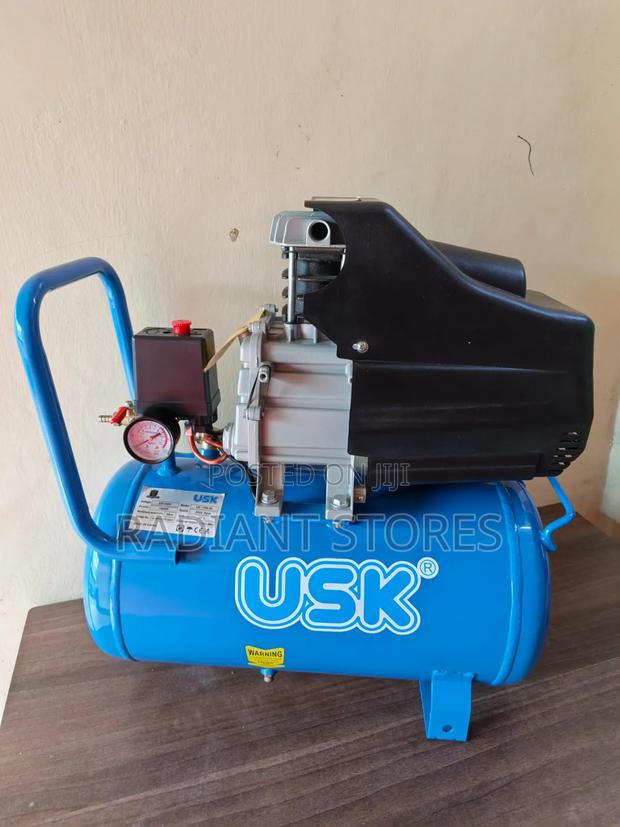 Usk Compressor 25ltrs