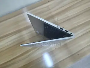 Laptop HP EliteBook 830 G8 16GB Intel Core i7 SSD 256GB