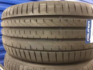 225/45r19 Falken Azenisis F. Tyre ( Japan )