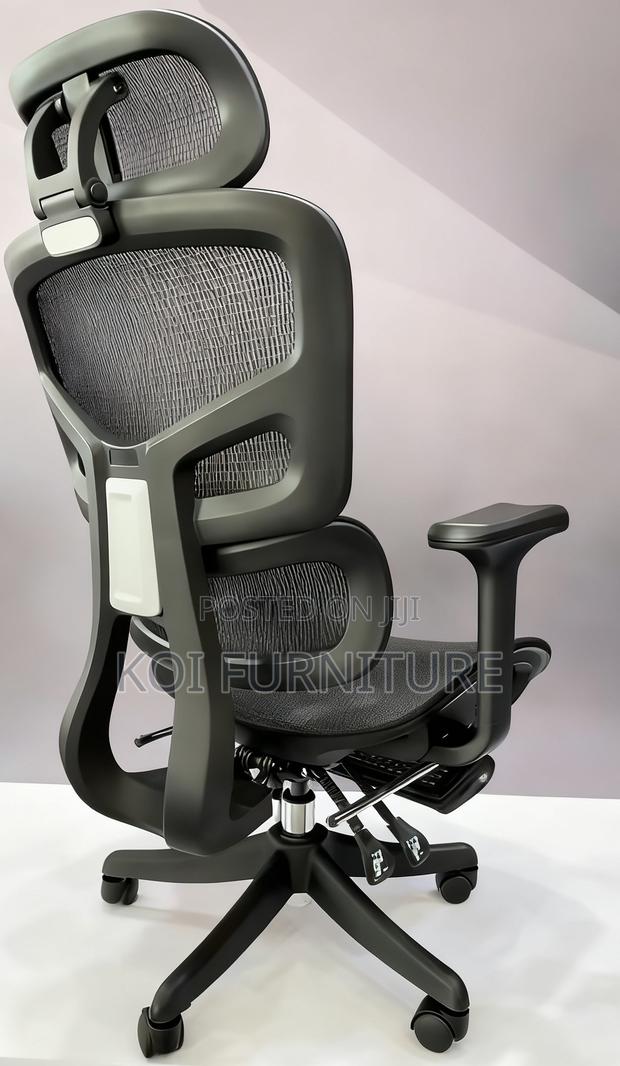 Office Chairs; Gabbrylre Executive Orthopedic Office Chairs - thumbnail 13