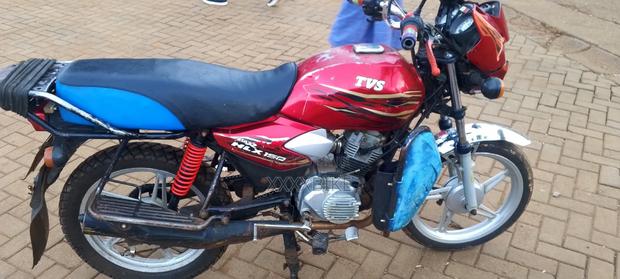 TVS HLX Plus ES 2018 Red