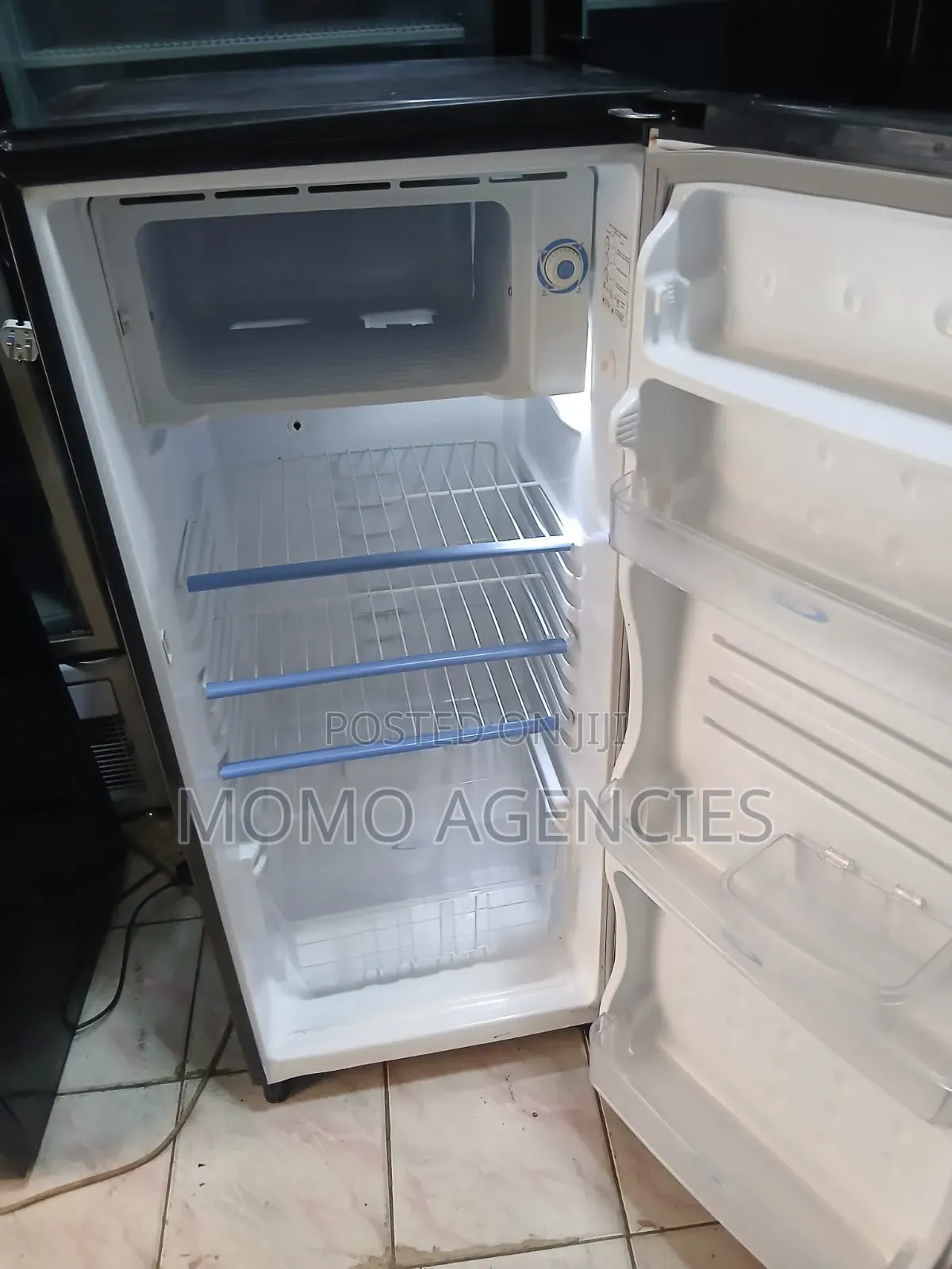 Armco Fridge 171l Single Door