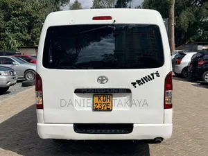 Toyota HiAce 2010 White