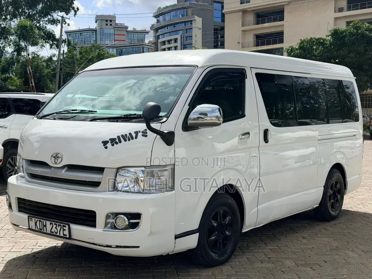Toyota HiAce 2010 White