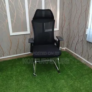 Office Chairs; Lunar Black Visitors Cantilever Office Chairs