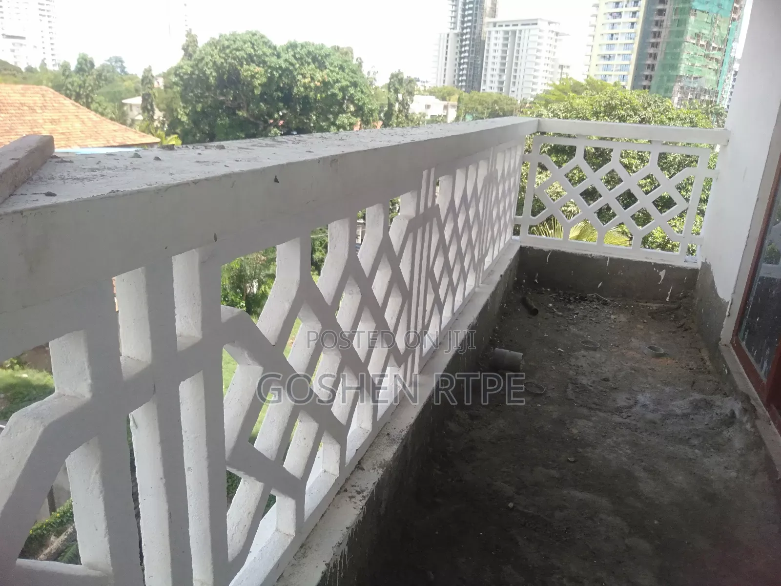 3bdrm Apartment in Kizingo, Mombasa CBD for sale