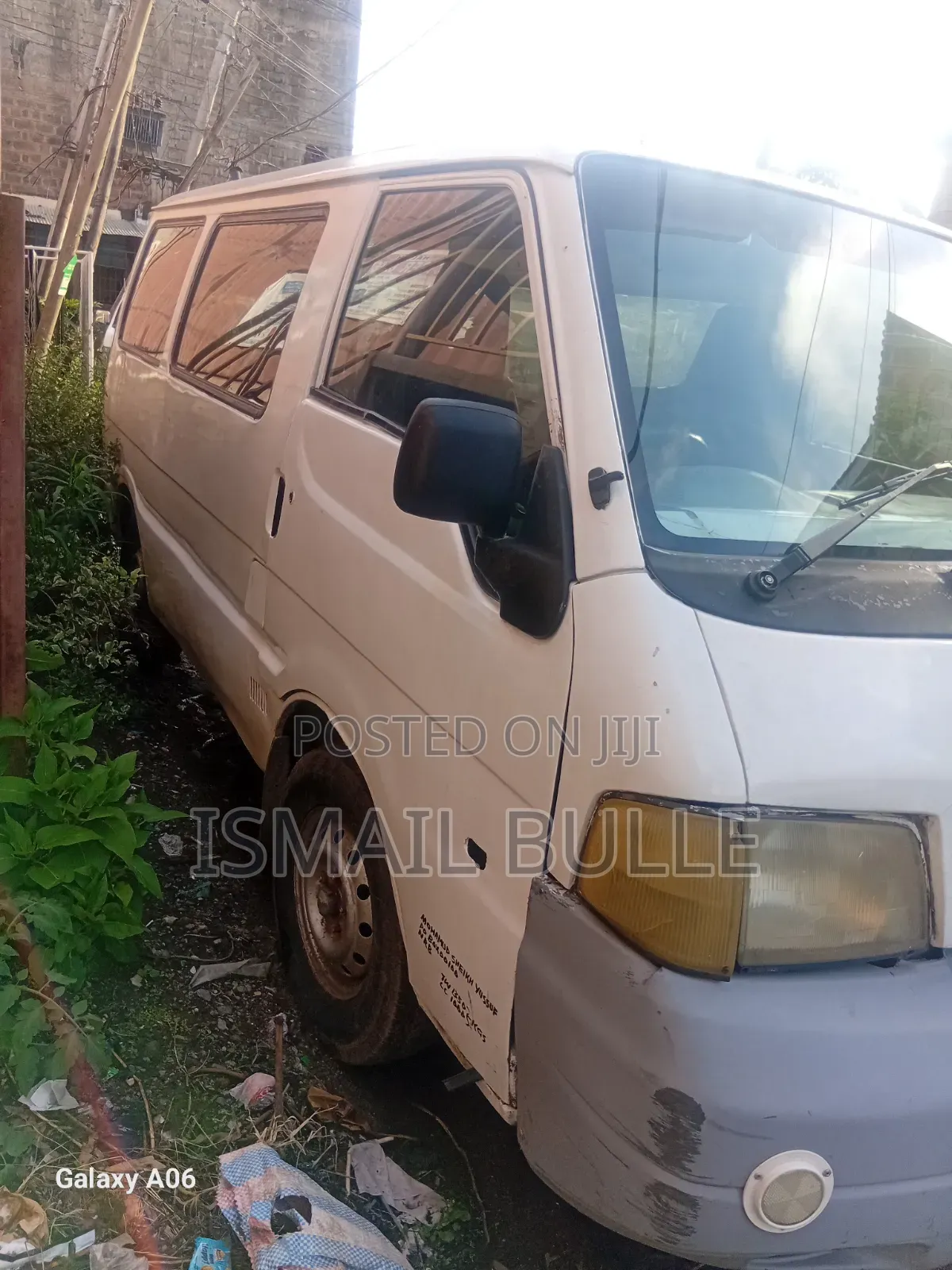 Mazda Bongo 2013 White