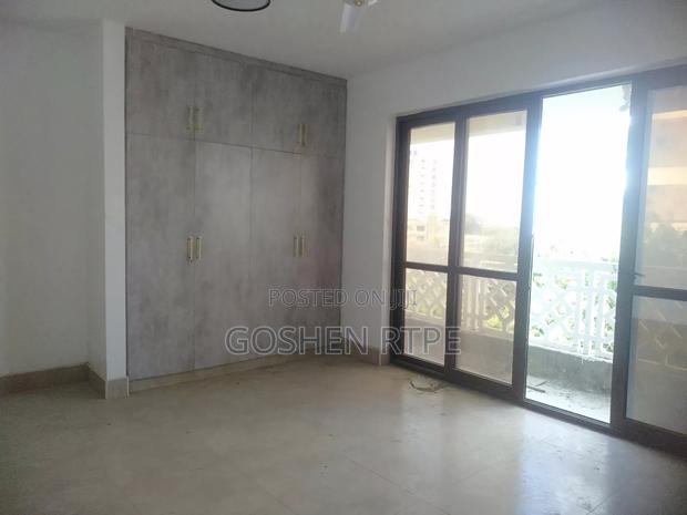 4bdrm Apartment in Kizingo for sale - thumbnail 10