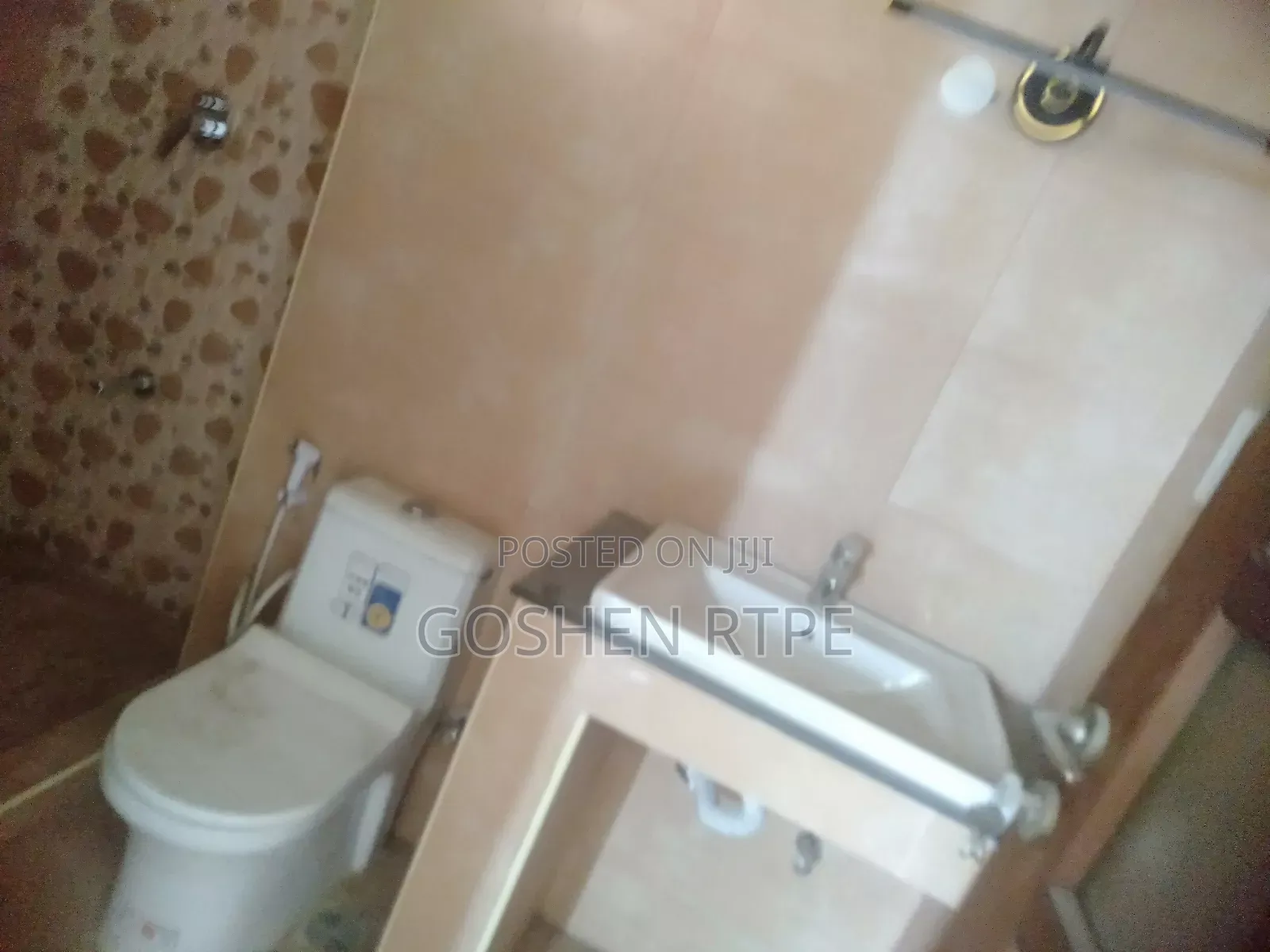 4bdrm Apartment in Kizingo for sale