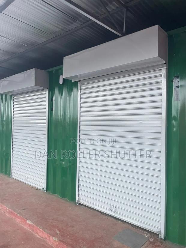 Compact Manual Roller Shutter