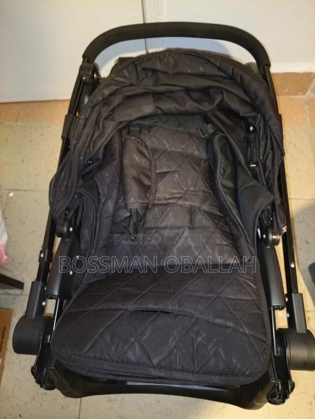 Foldable Stroller - thumbnail 2