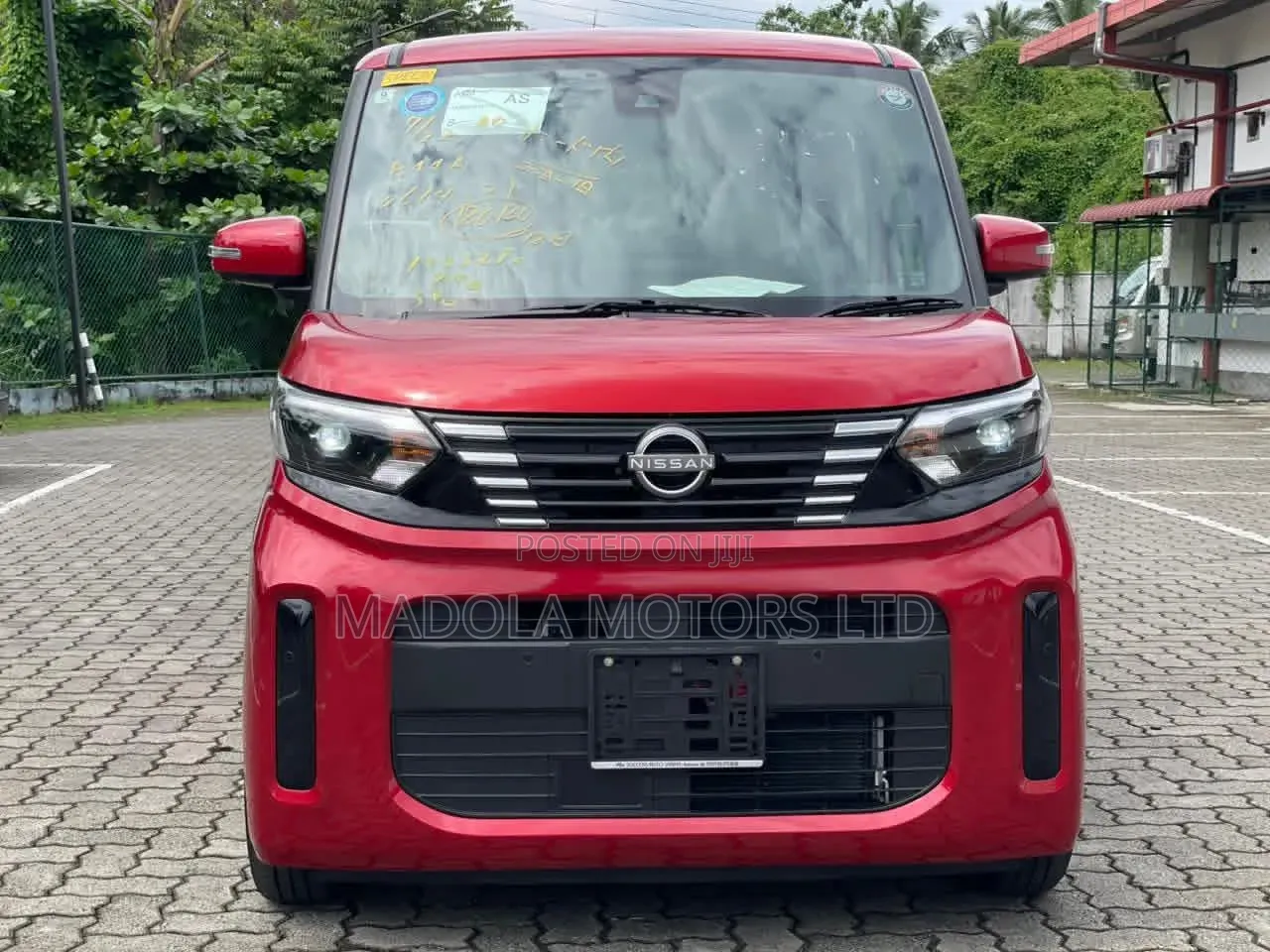 Nissan Dayz Roox 2020 Red