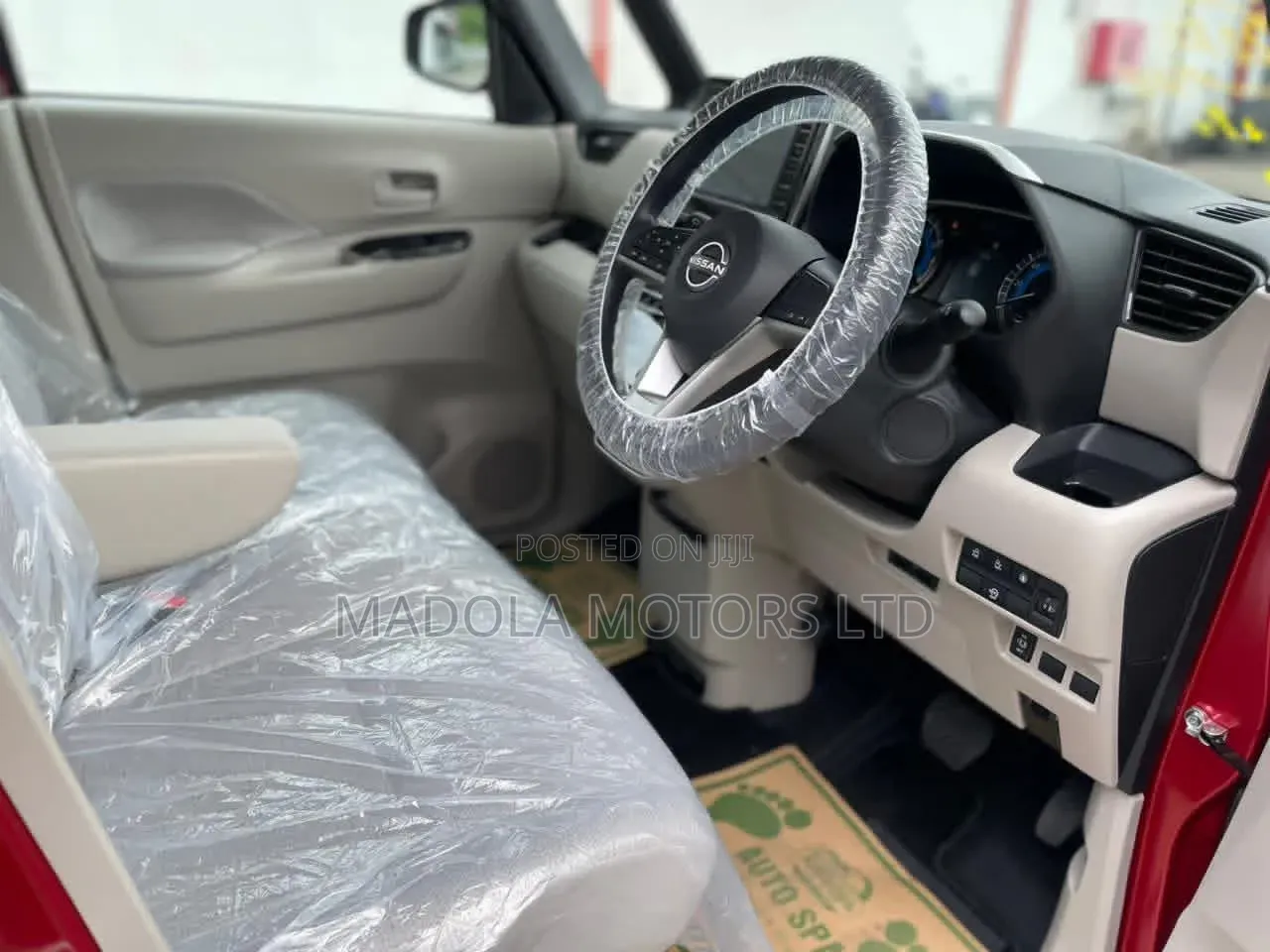 Nissan Dayz Roox 2020 Red