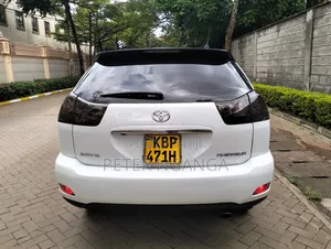 Toyota Harrier 2.4 2005 White