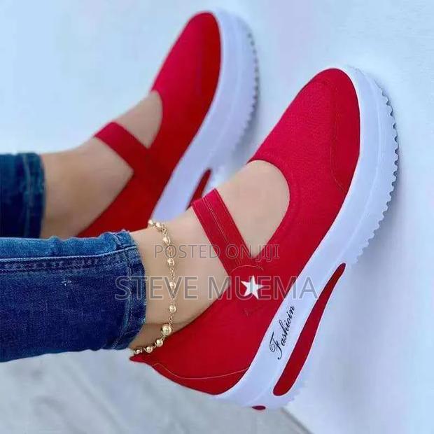 Summer Fashion Sneakers.