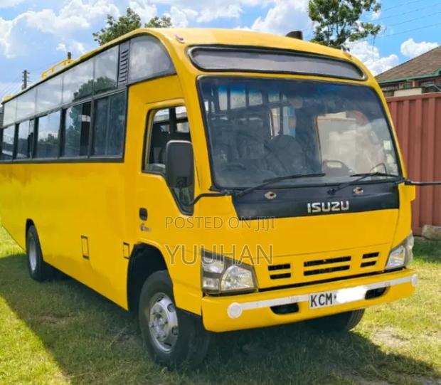 Isuzu NQR School Bus.Kcm
