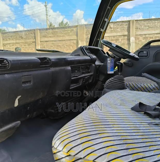 Isuzu NQR School Bus.Kcm - thumbnail 6