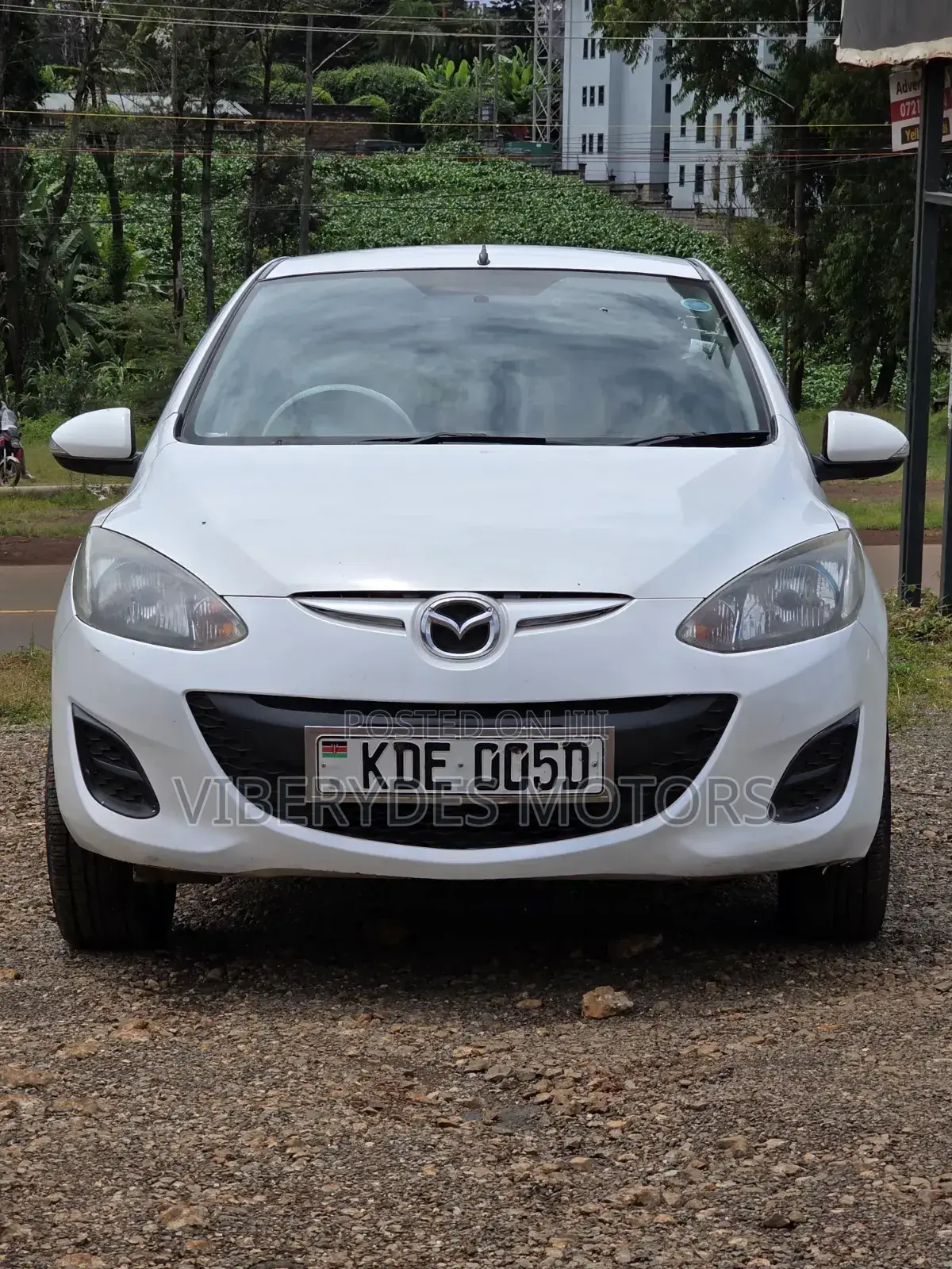 Mazda Demio 2014
