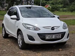 Mazda Demio 2014