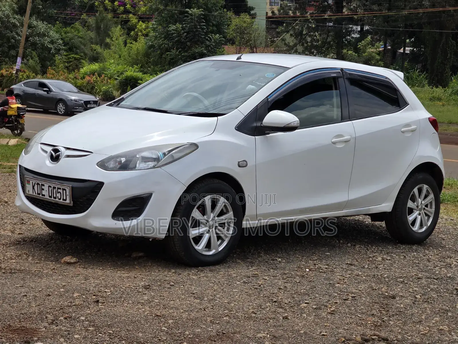 Mazda Demio 2014