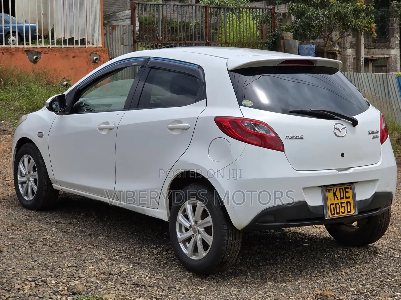 Mazda Demio 2014